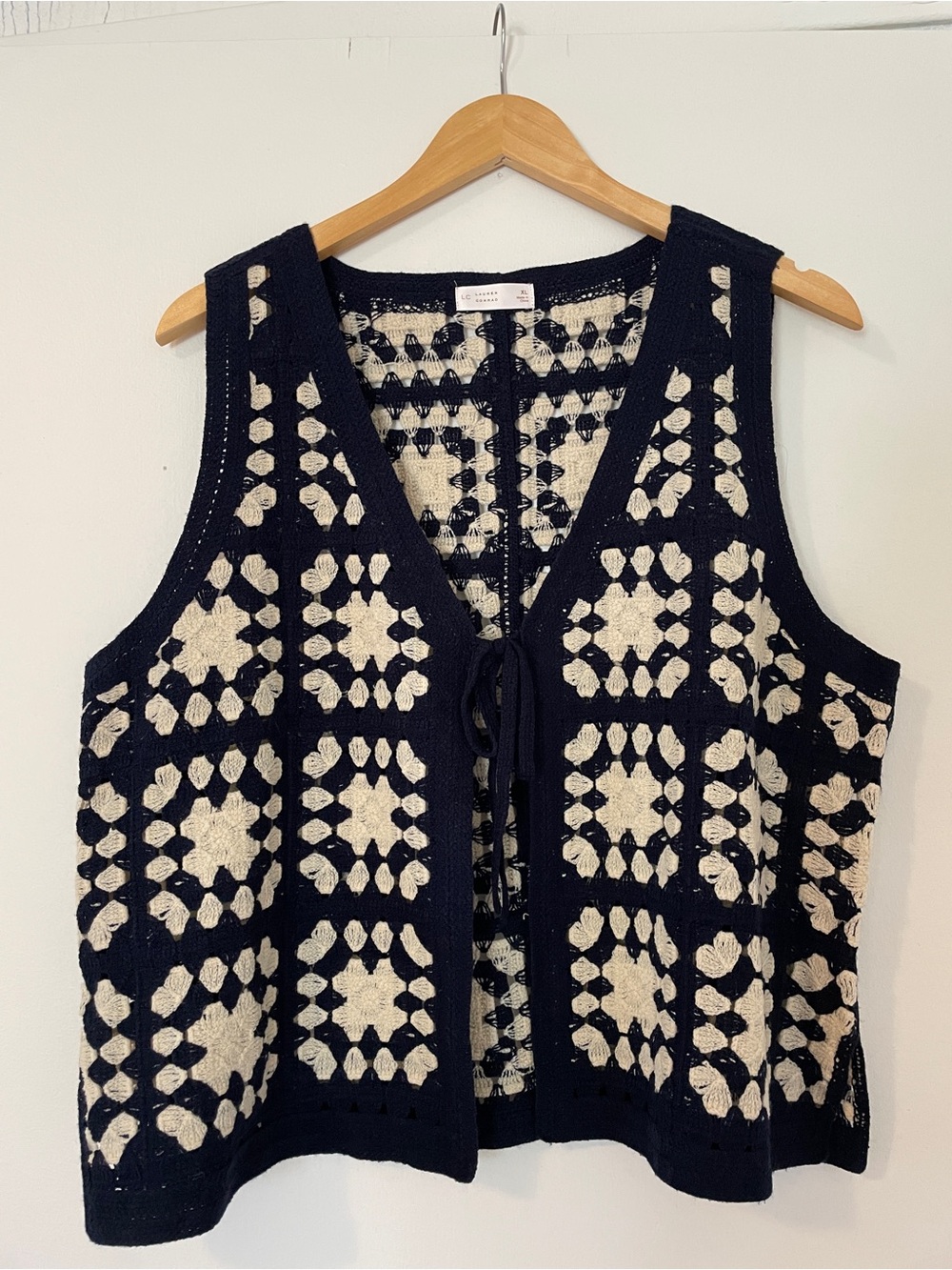 LC Lauren Conrad Crochet Vest in Navy and Cream